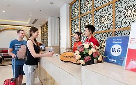 Edele Hotel Nha Trang Beach